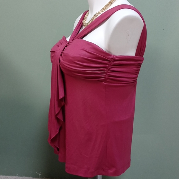 BCBGeneration Halter Top - Picture 4 of 10